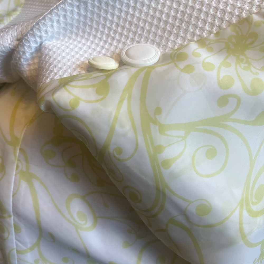 Apostrophe Jacket, White Button Down Swing Coat - image 4